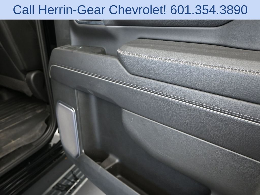 Used 2024 GMC Sierra 3500 Denali w/ Denali Reserve Package image 23