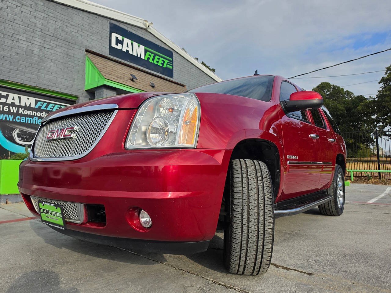 Used 2014 GMC Yukon Denali RWD image 53