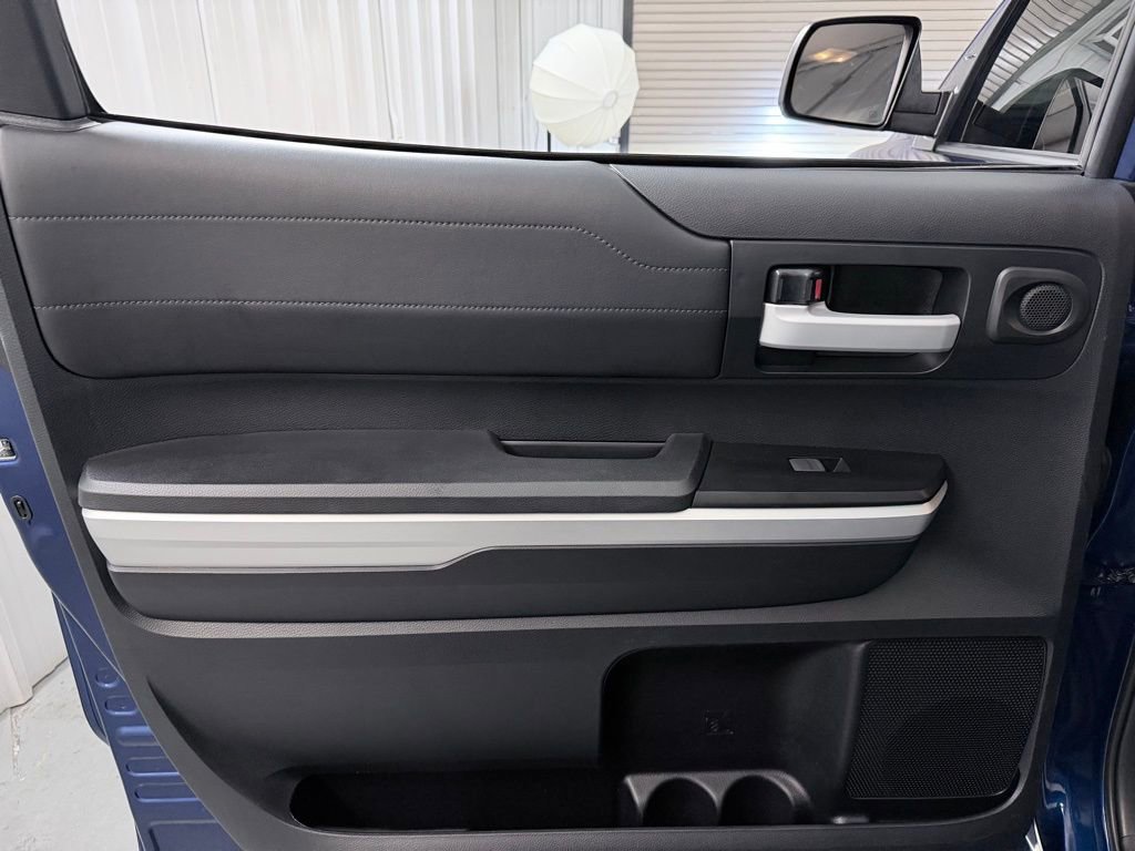 Used 2014 Toyota Tundra Limited image 31