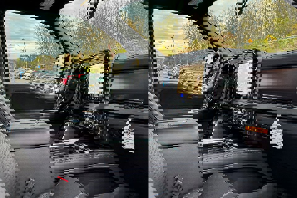 New 2026 Ford F450 Platinum w/ FX4 Off-Road Package image 17