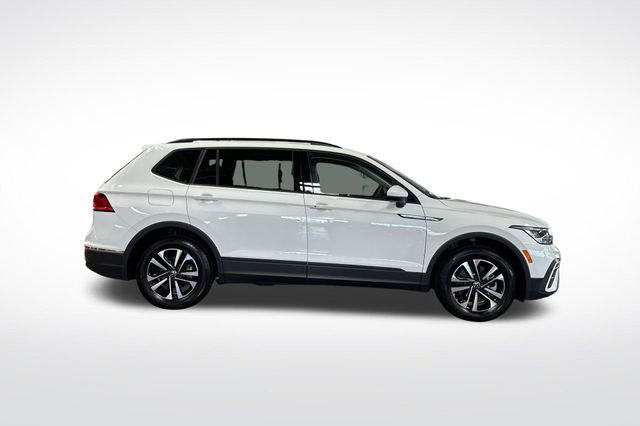 Certified 2023 Volkswagen Tiguan S FWD image 3