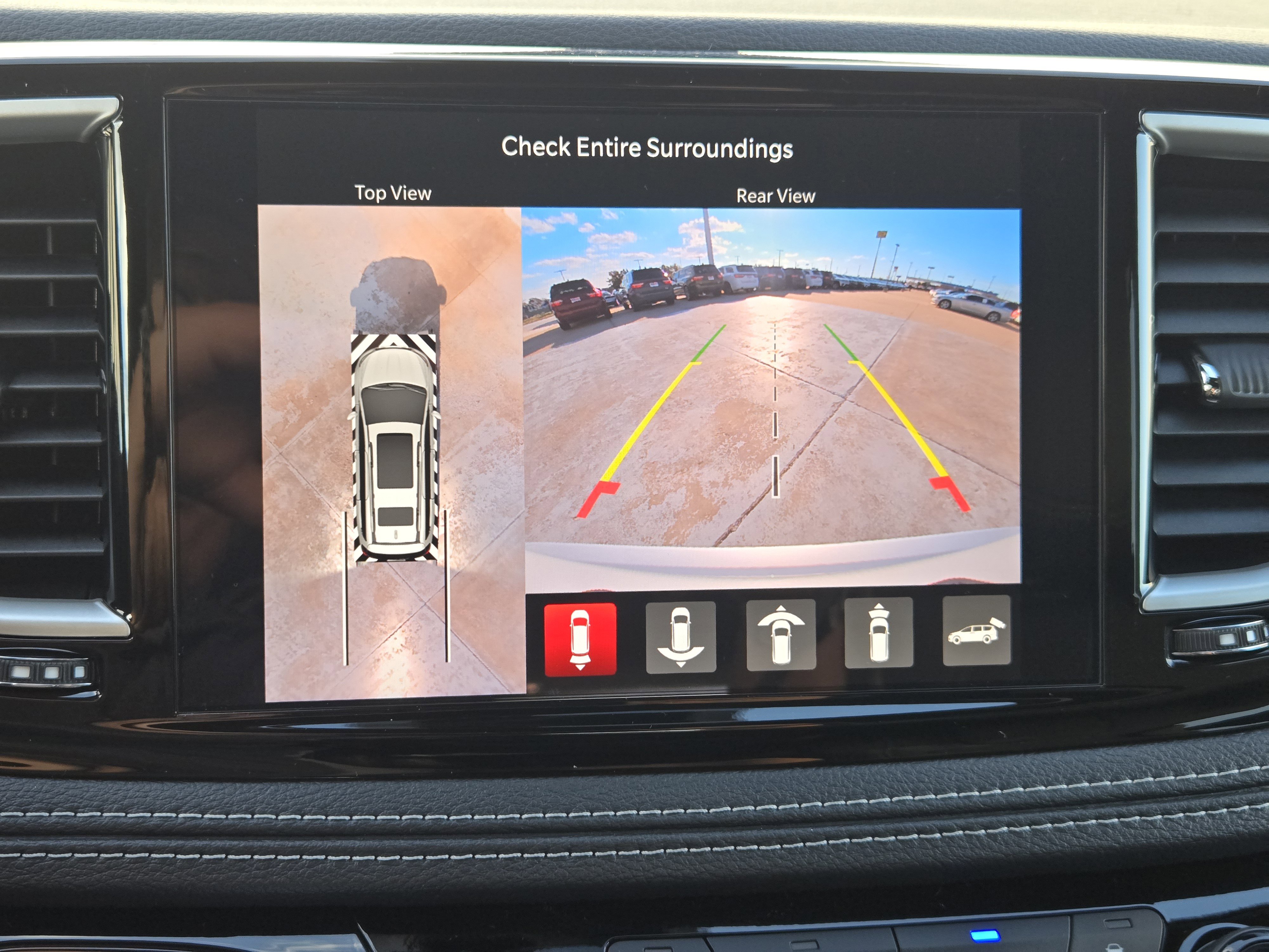 New 2026 Chrysler Pacifica Select image 14