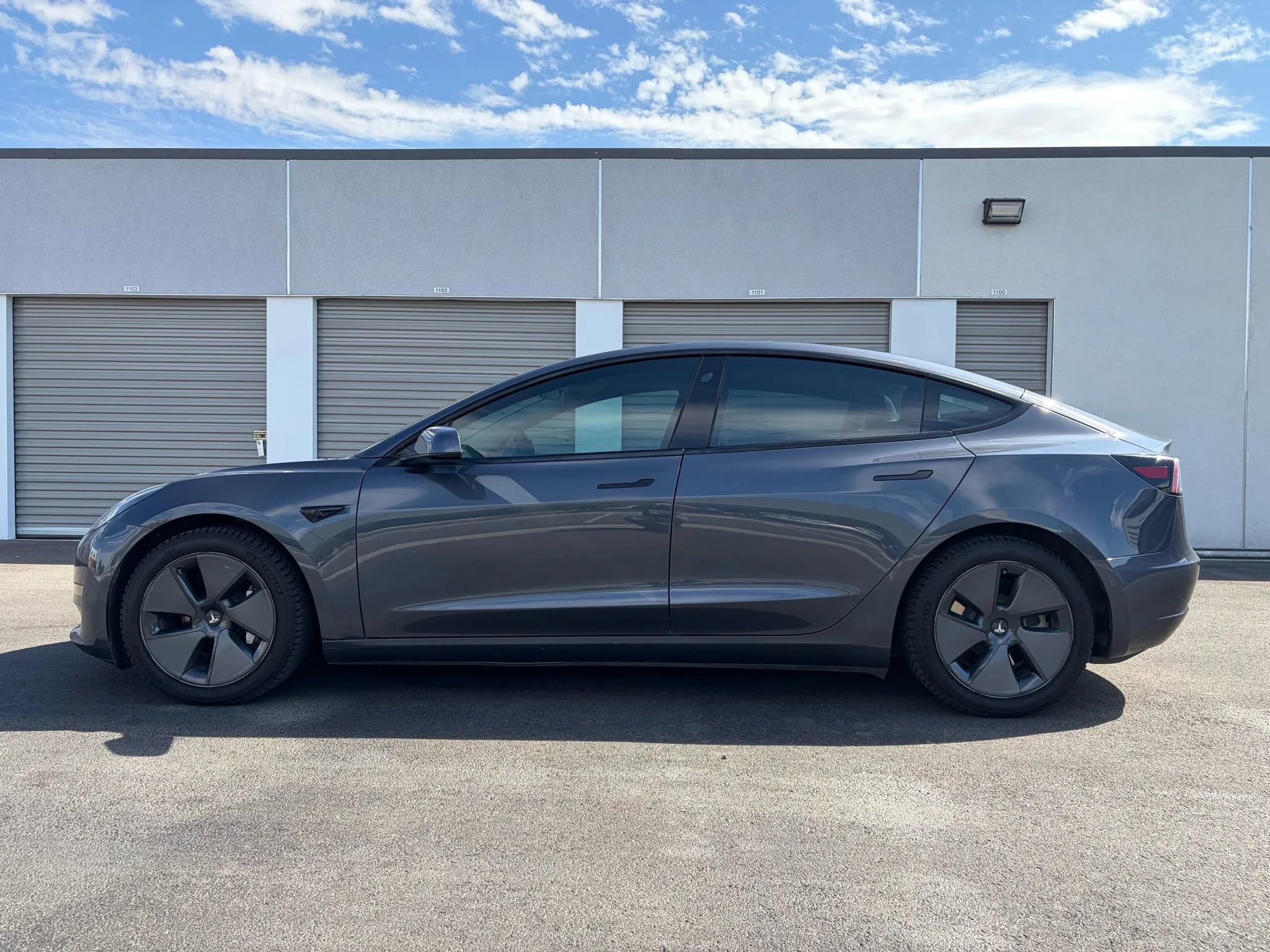 Used 2021 Tesla Model 3 Long Range image 2