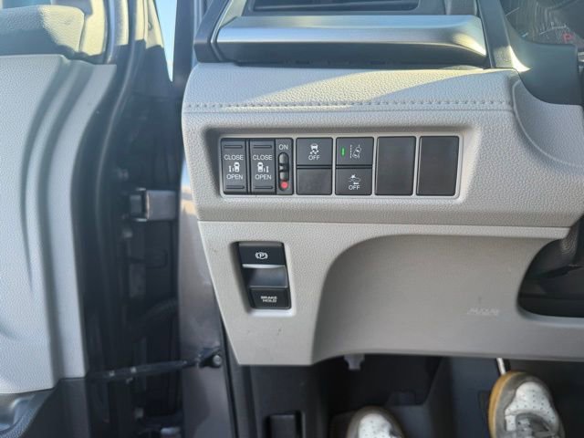 Used 2020 Honda Odyssey EX image 17