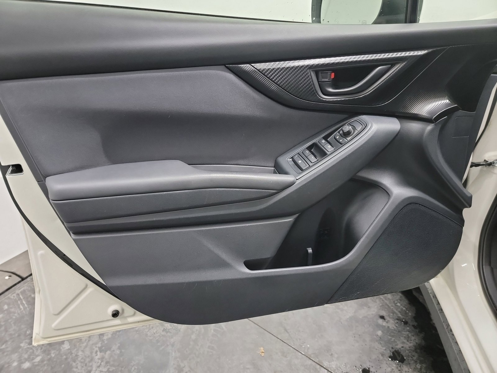 Used 2018 Subaru Crosstrek 2.0i Premium image 13