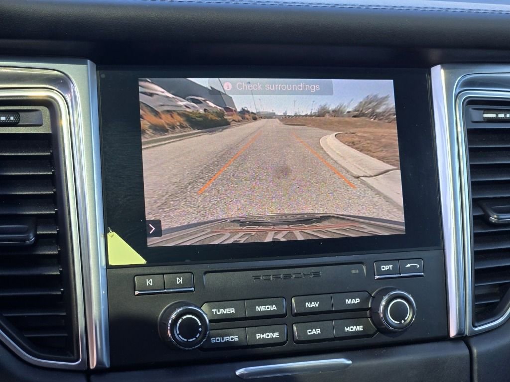 Used 2017 Porsche Macan Turbo image 24