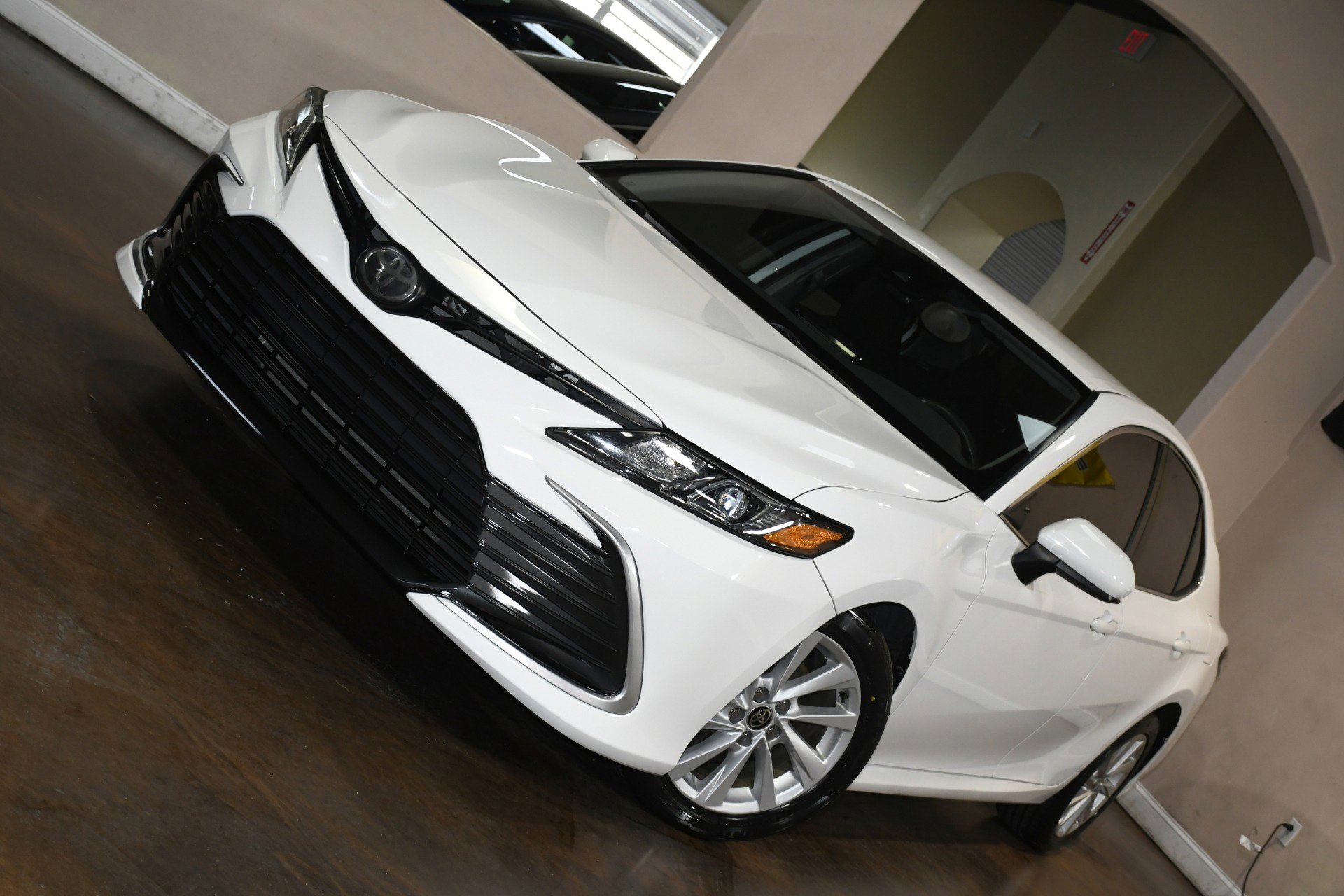 Used 2021 Toyota Camry LE image 78