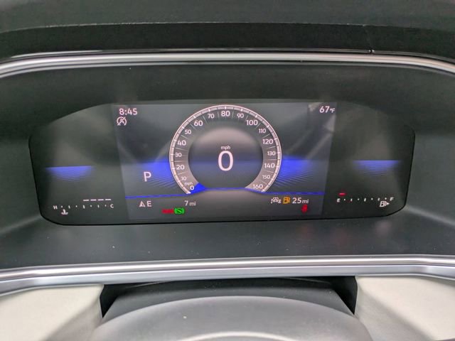 New 2026 Volkswagen Taos SE FWD image 28
