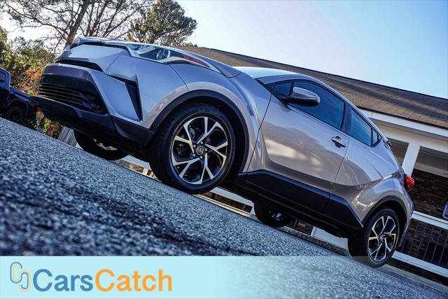 Used 2018 Toyota C-HR XLE image 4