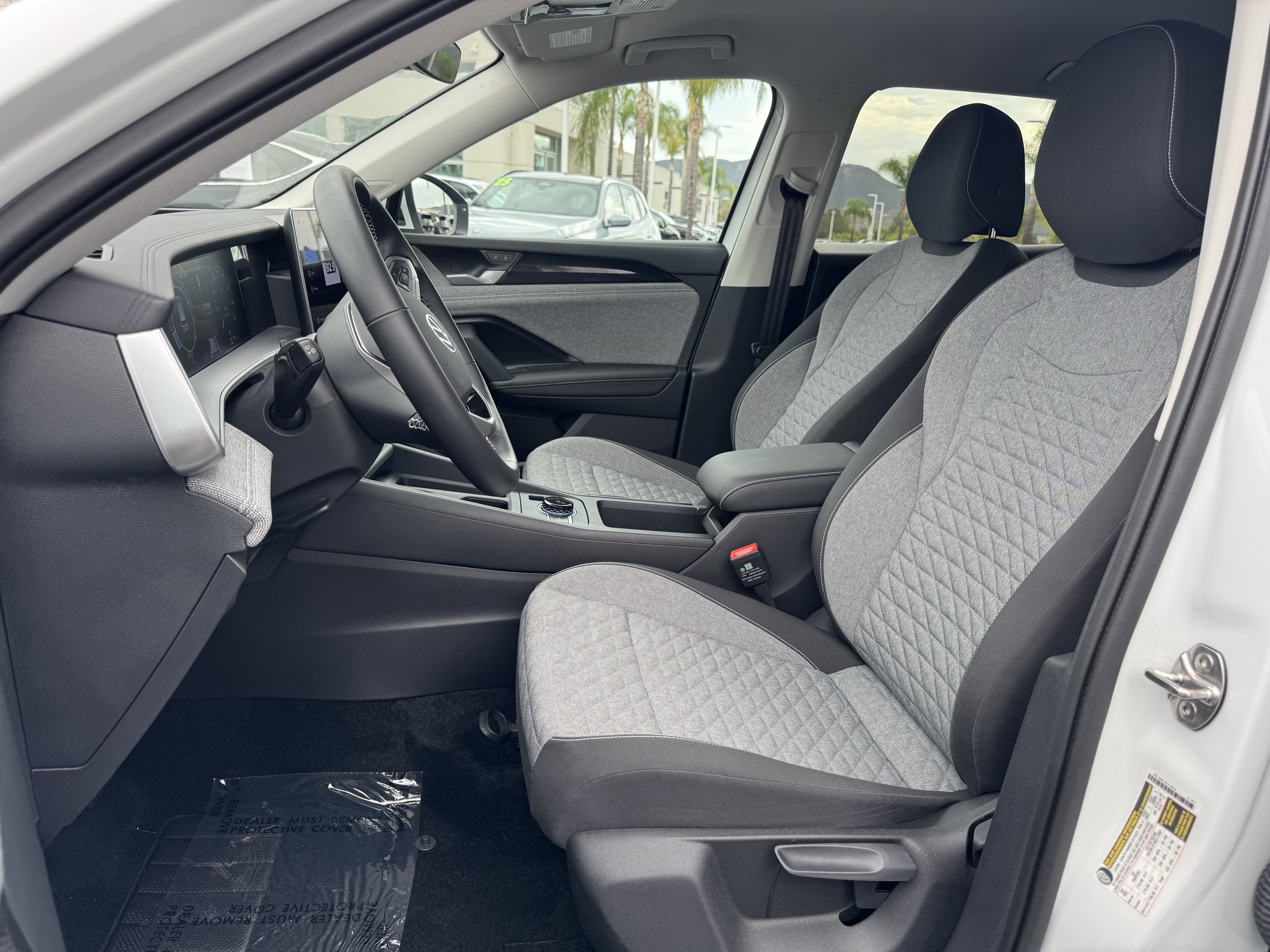 Certified 2025 Volkswagen Tiguan S AWD/4WD image 14