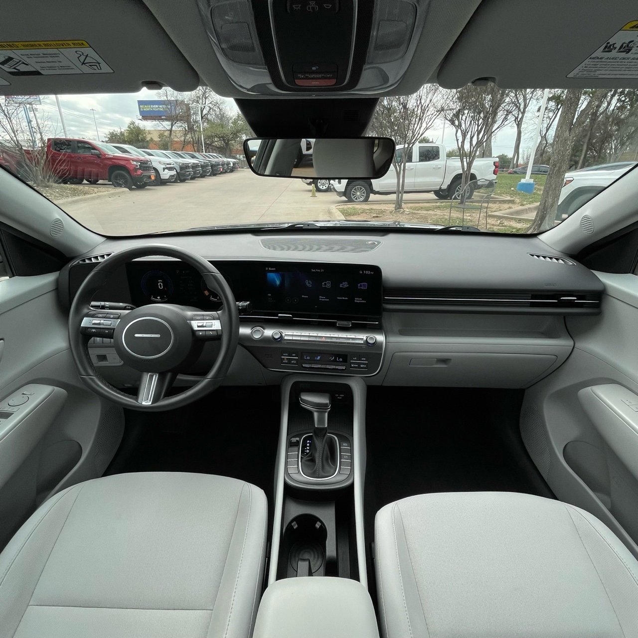 Used 2024 Hyundai Kona SEL image 10
