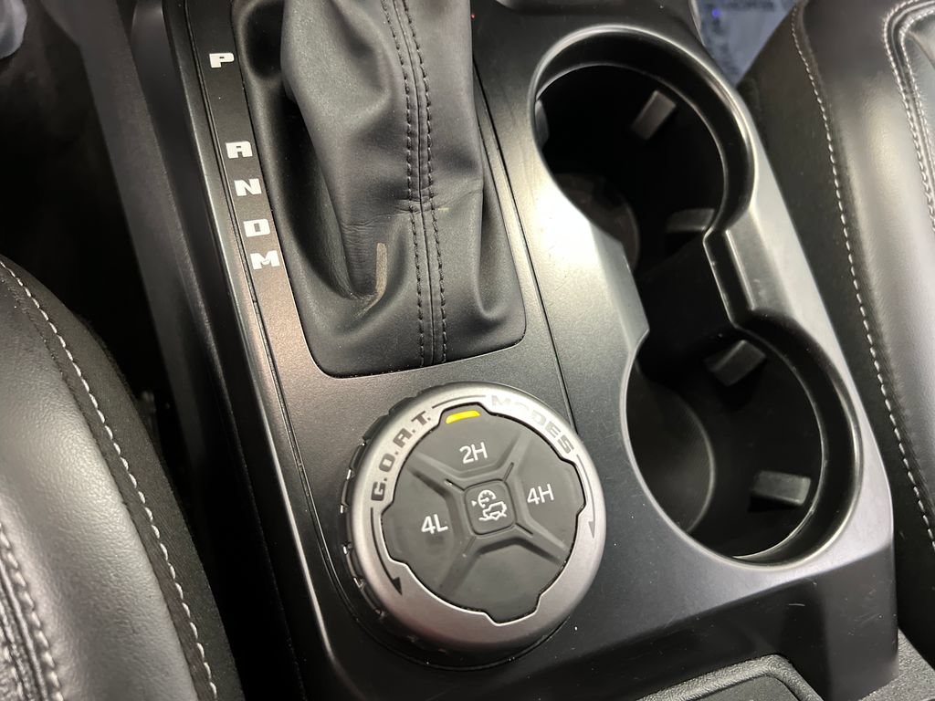 Used 2025 Ford Bronco Outer Banks AWD/4WD image 47