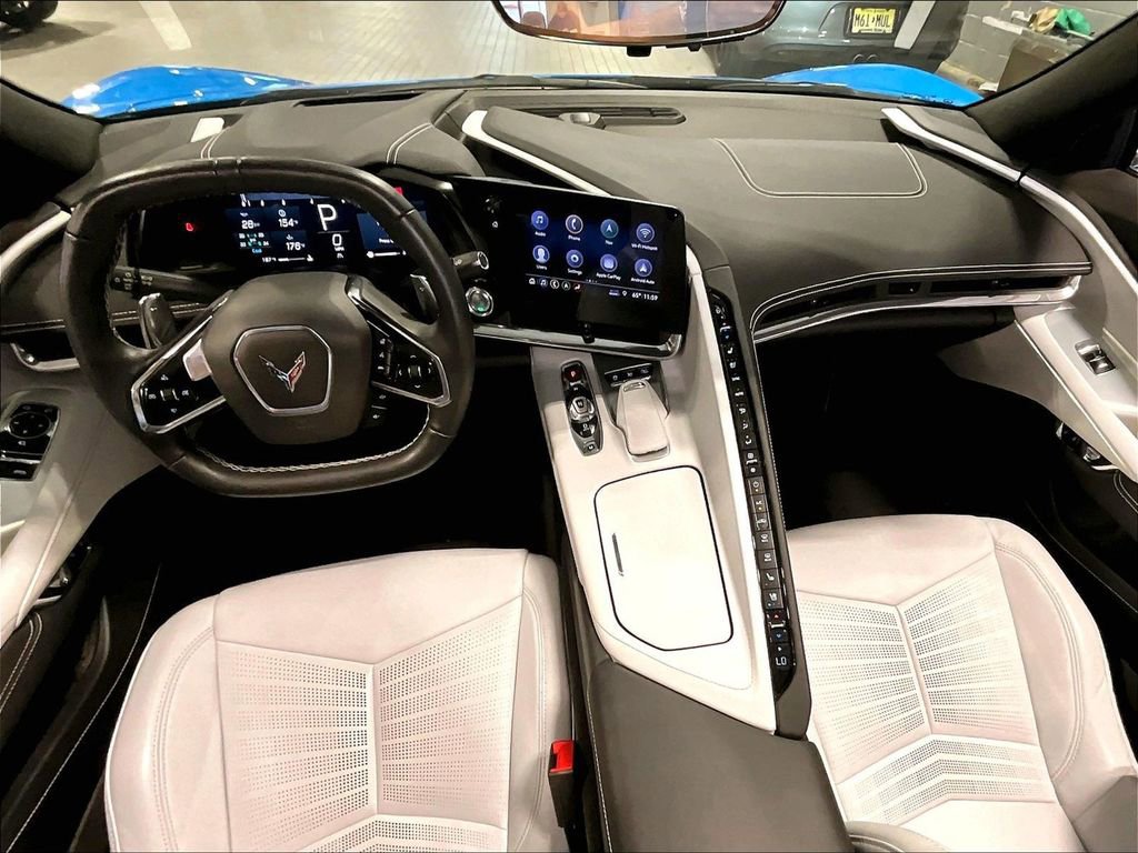 Used 2020 Chevrolet Corvette Stingray Preferred Cpe w/ 2LT Preferred Equipment Group image 18