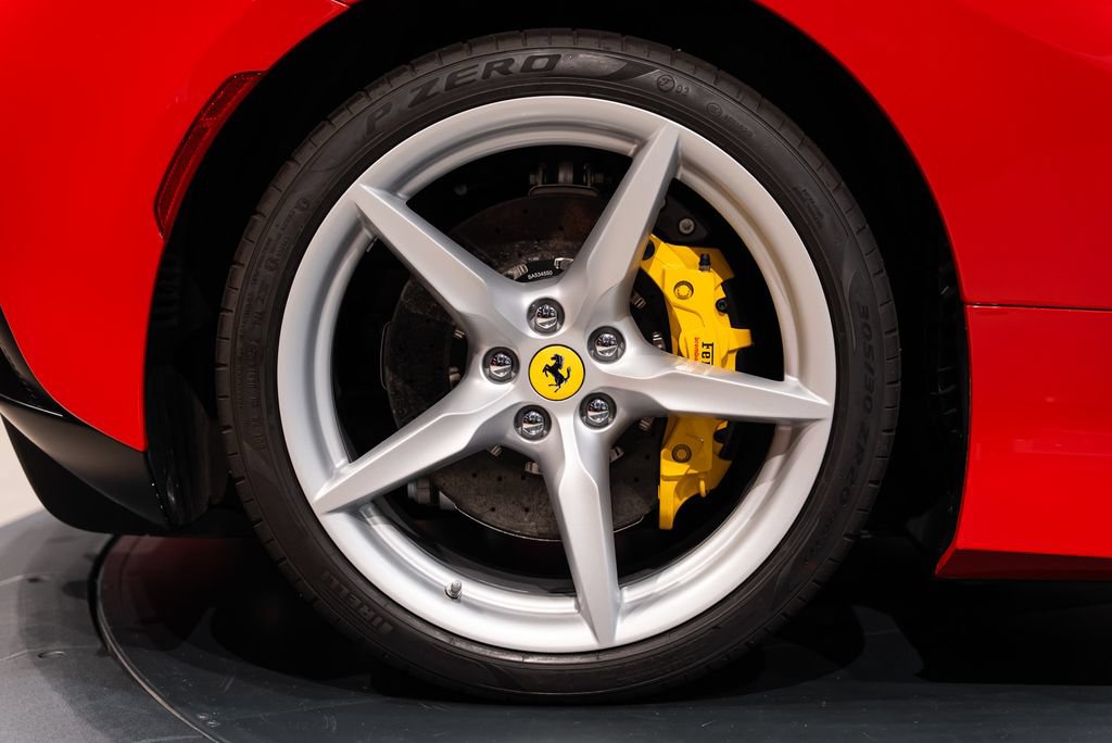 Certified 2021 Ferrari F8 Tributo RWD image 15