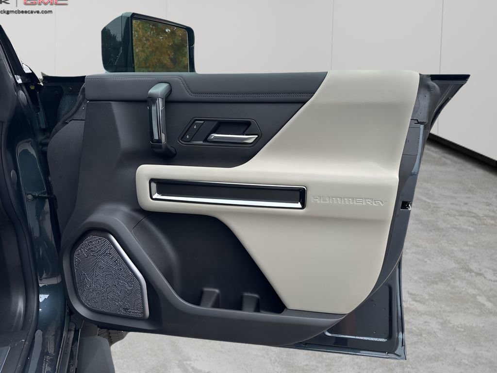 New 2026 GMC Hummer EV 4x4 Crew Cab image 13