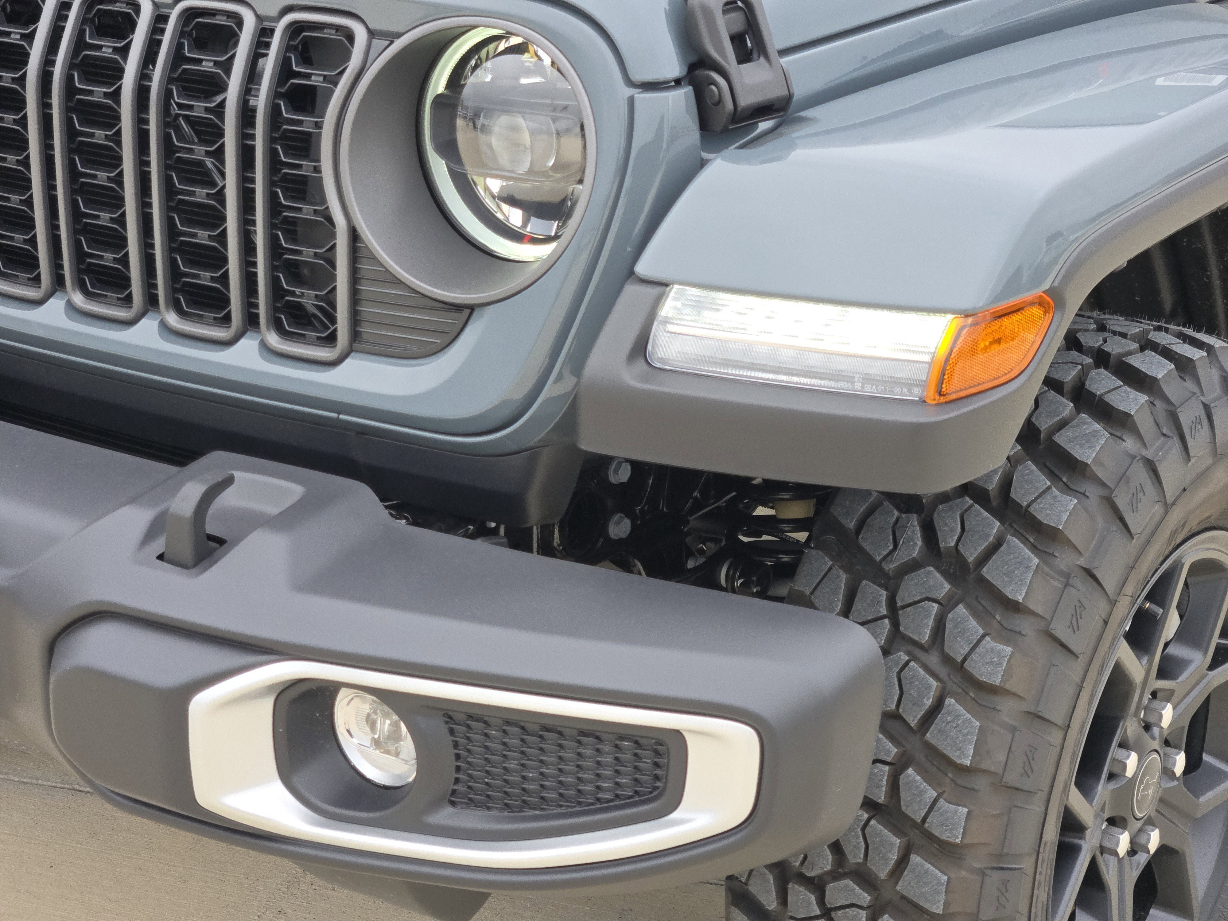 New 2026 Jeep Gladiator Sport AWD/4WD image 7