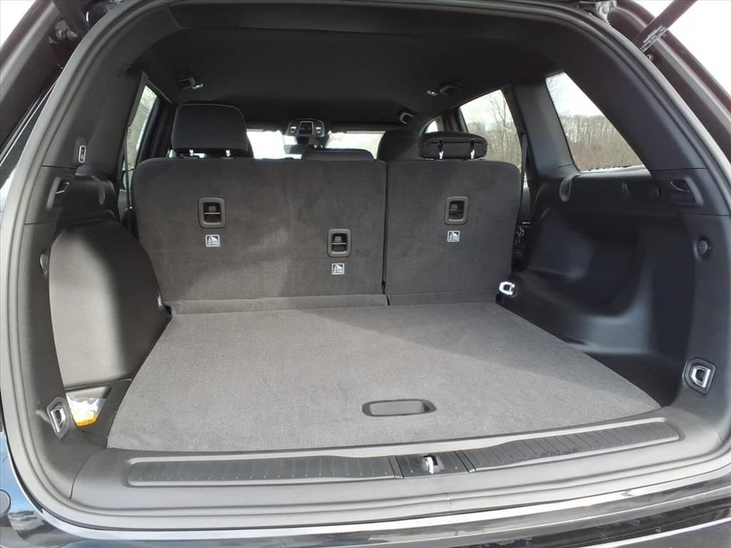 New 2025 Jeep Grand Cherokee Laredo w/ Luxury Tech Group I AWD/4WD image 7