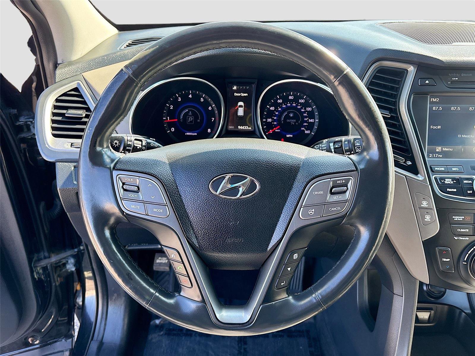 Used 2016 Hyundai Santa Fe Sport 2.0T w/ Option Group 05 AWD/4WD image 11