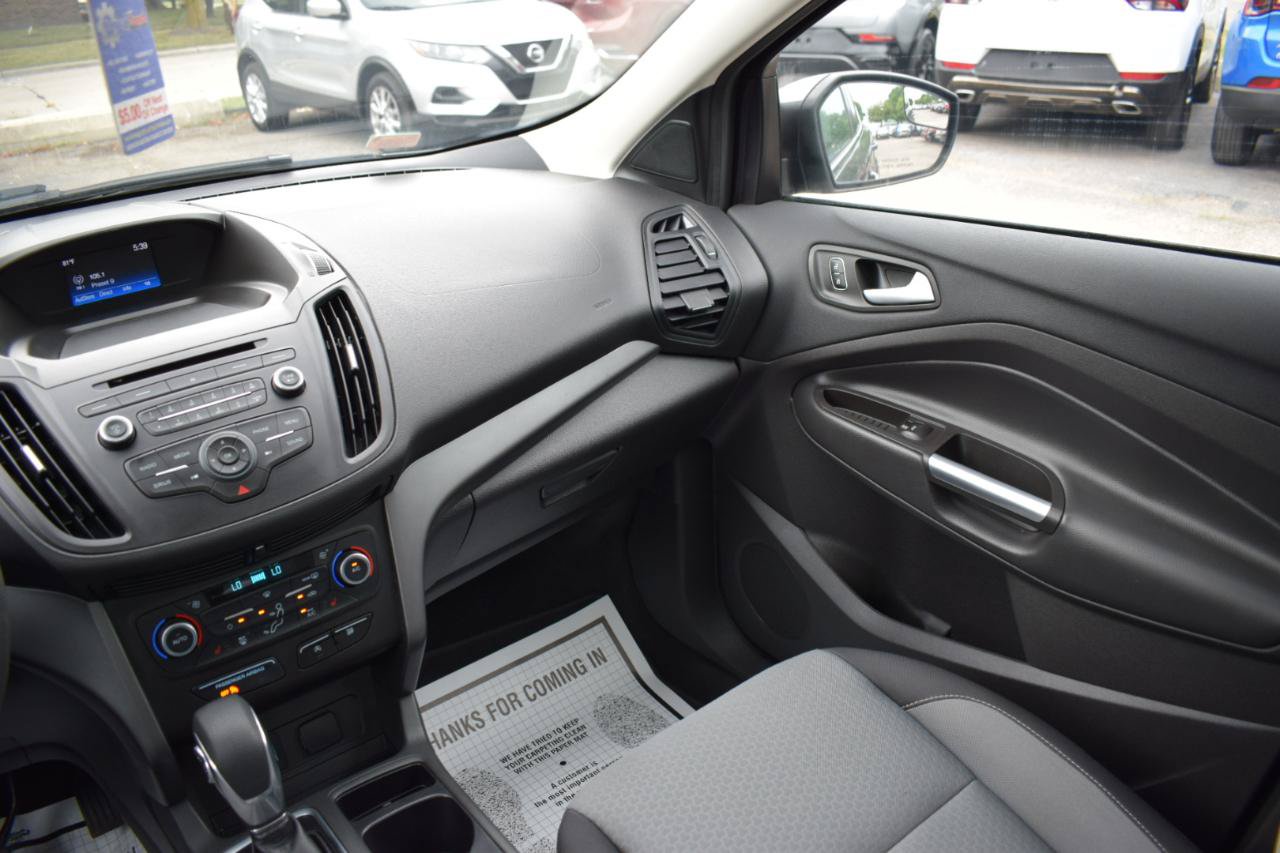 Used 2018 Ford Escape SE FWD image 13