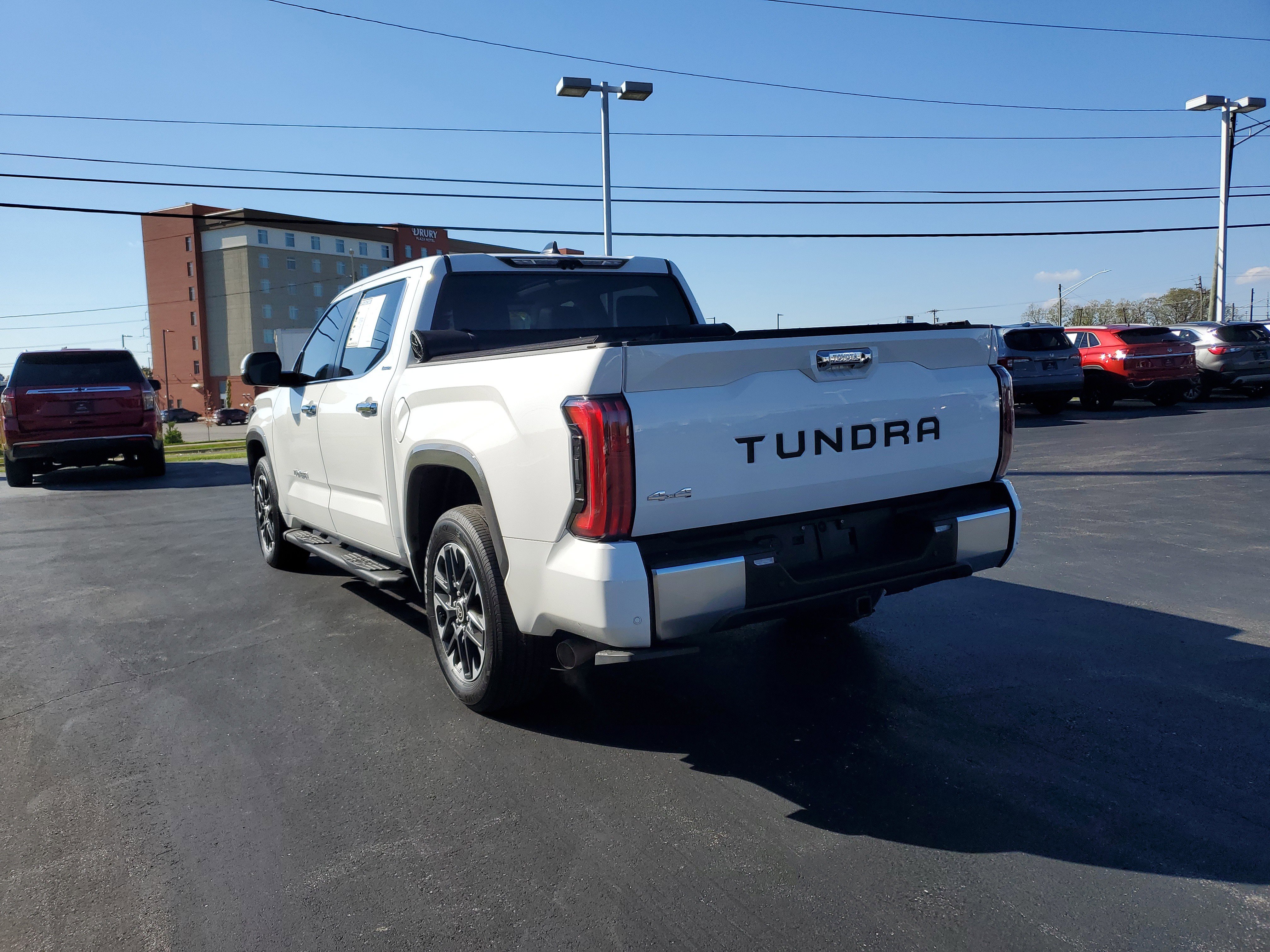 Used 2024 Toyota Tundra Limited image 2