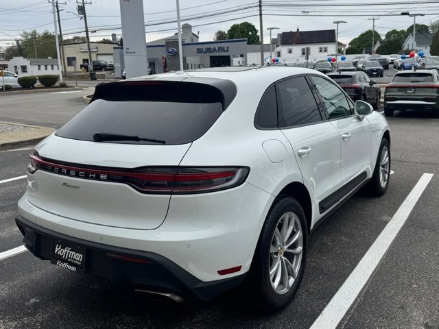 Used 2025 Porsche Macan AWD/4WD image 7