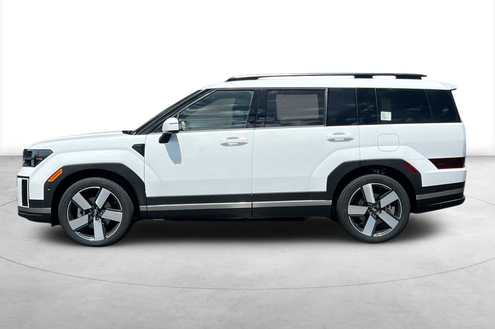 New 2027 Hyundai Santa Fe Limited AWD/4WD image 3