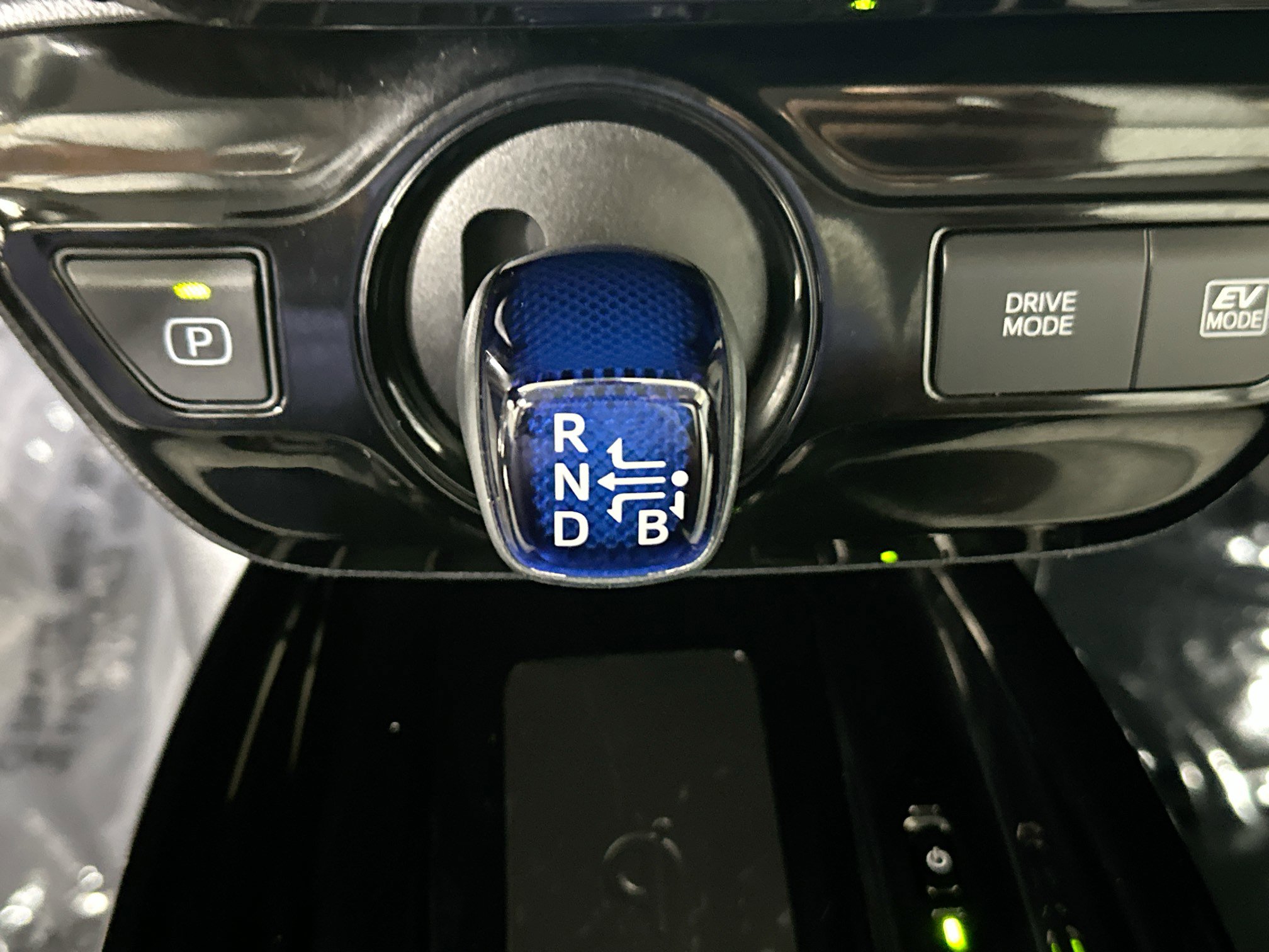 Used 2022 Toyota Prius Limited image 21