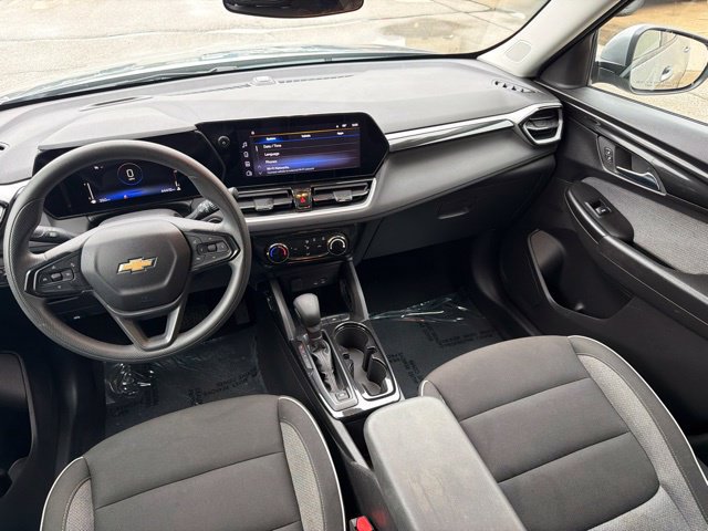 Used 2025 Chevrolet TrailBlazer LT FWD image 18