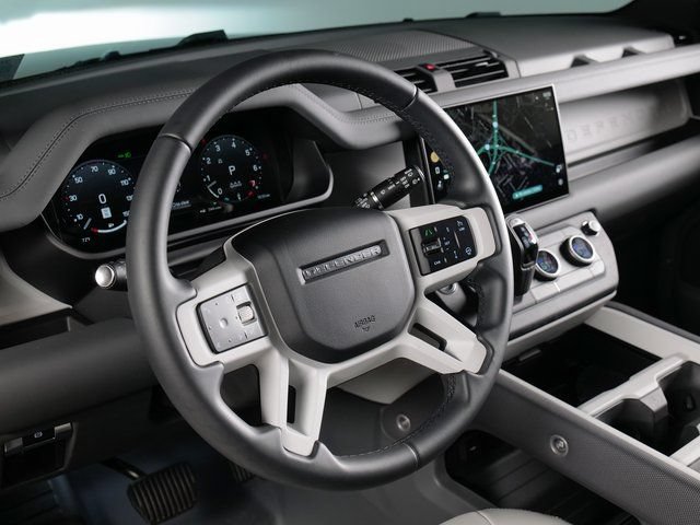 Certified 2025 Land Rover Defender 110 S AWD/4WD image 19