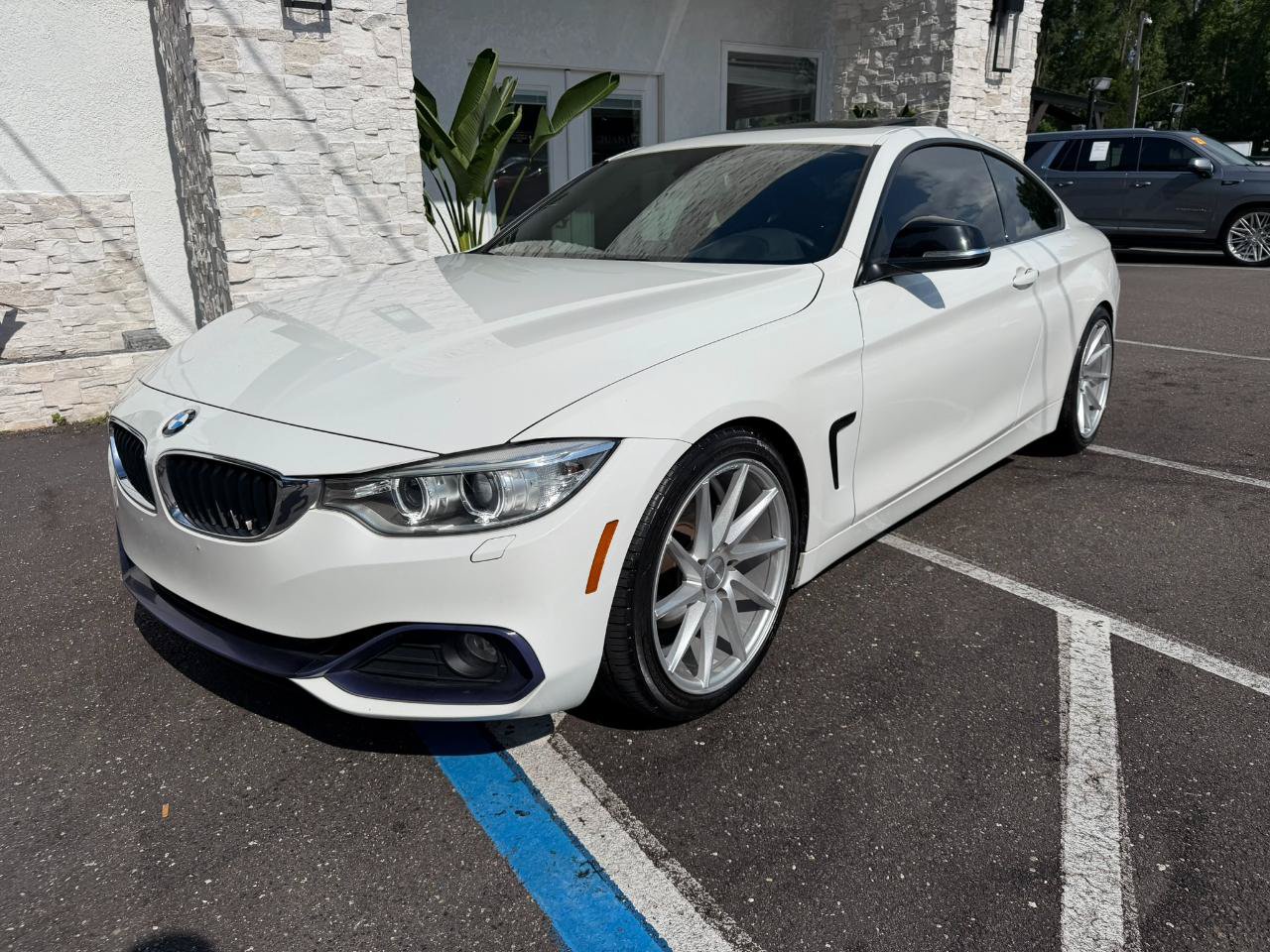 Used 2014 BMW 428i xDrive Coupe AWD/4WD image 3