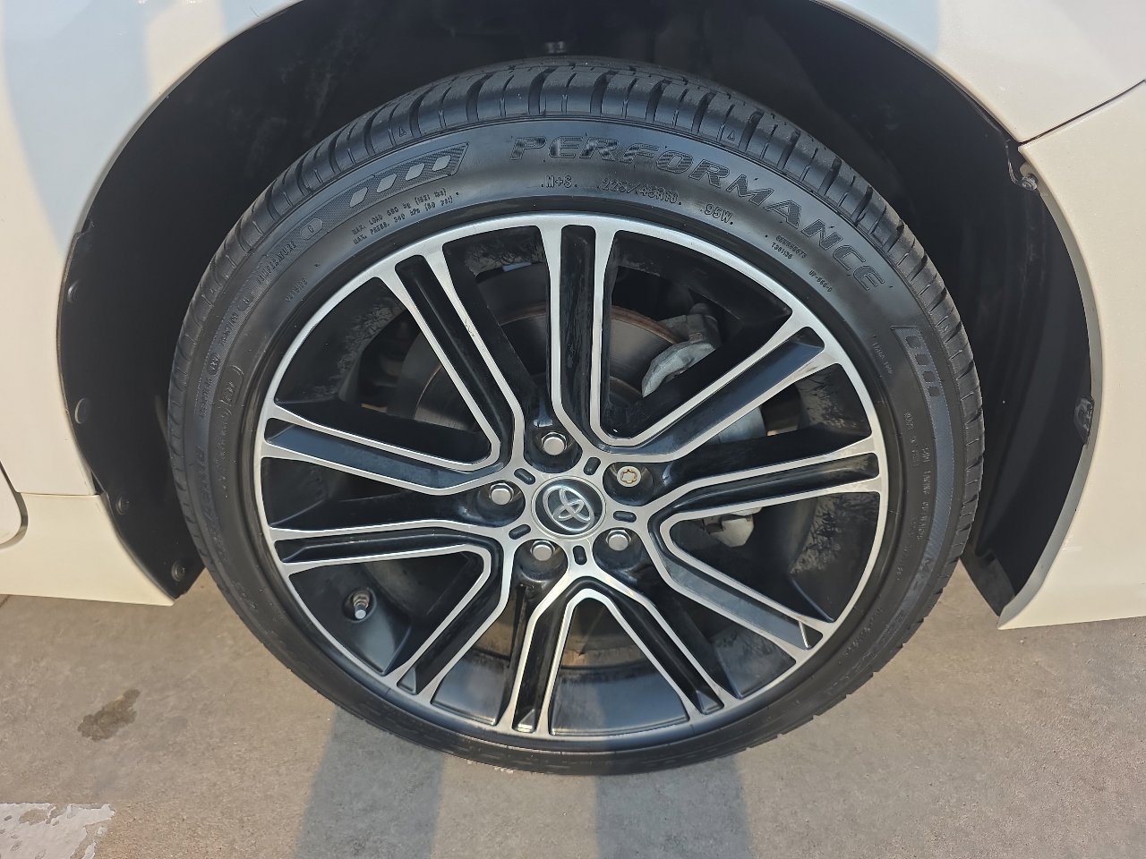 Used 2016 Toyota Camry SE image 32