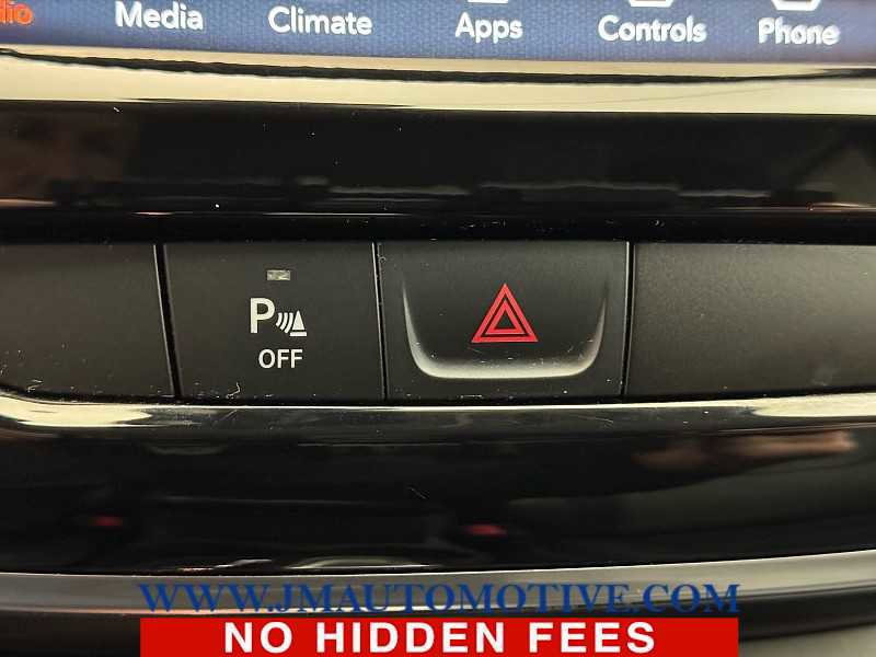 Used 2020 Jeep Cherokee Limited image 40