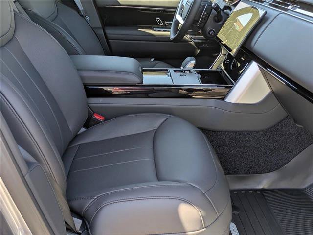 New 2026 Land Rover Range Rover Long Wheelbase SE AWD/4WD image 18