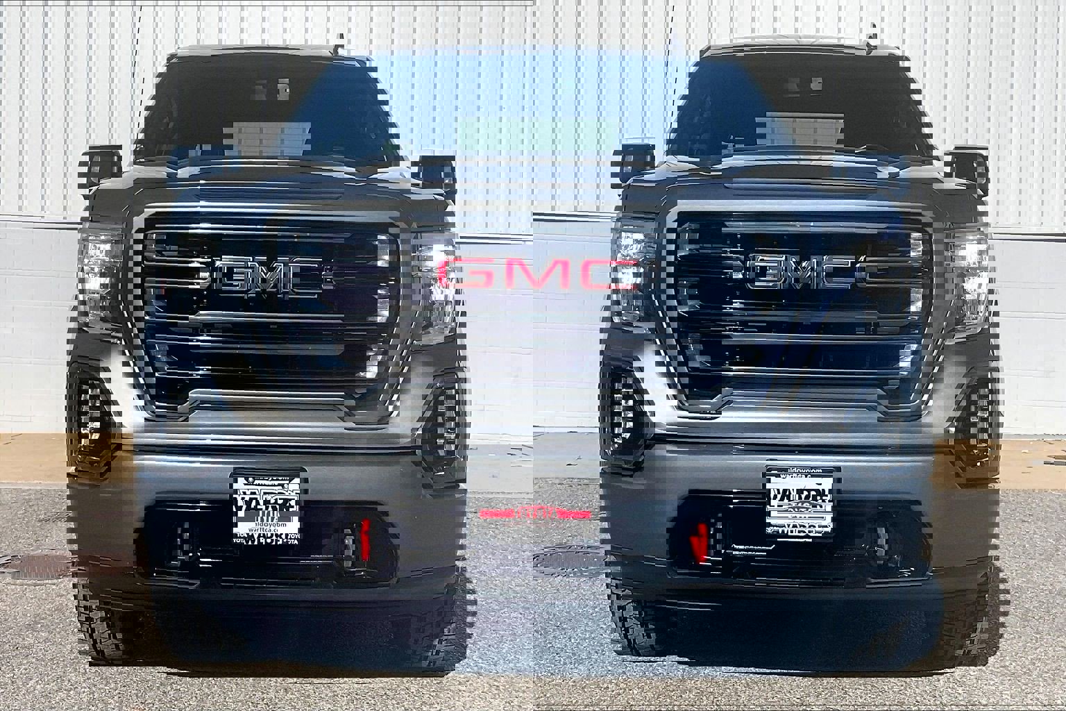 Used 2020 GMC Sierra 1500 AT4 image 3