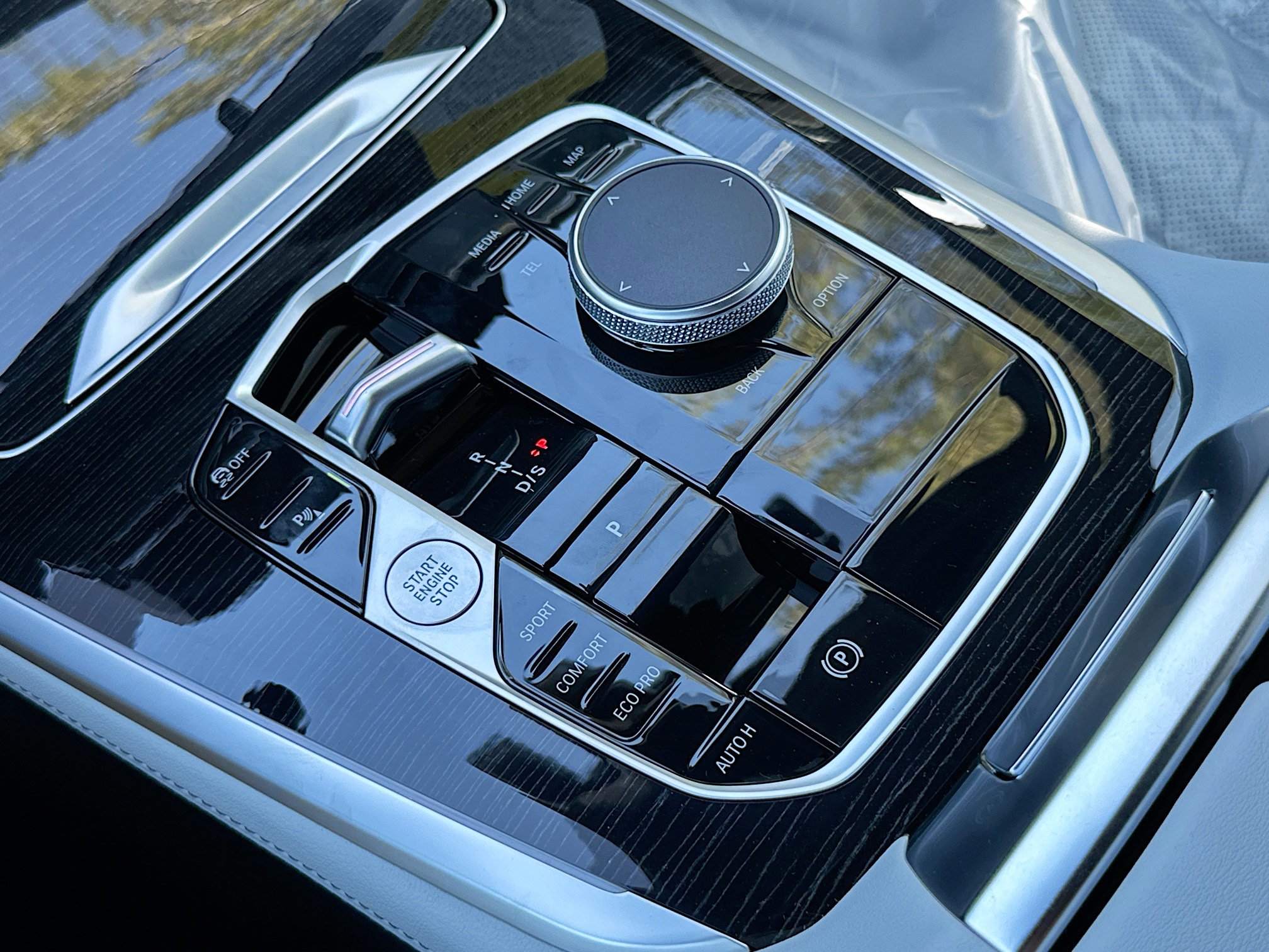 New 2026 BMW X5 sDrive40i w/ M Sport Package image 14