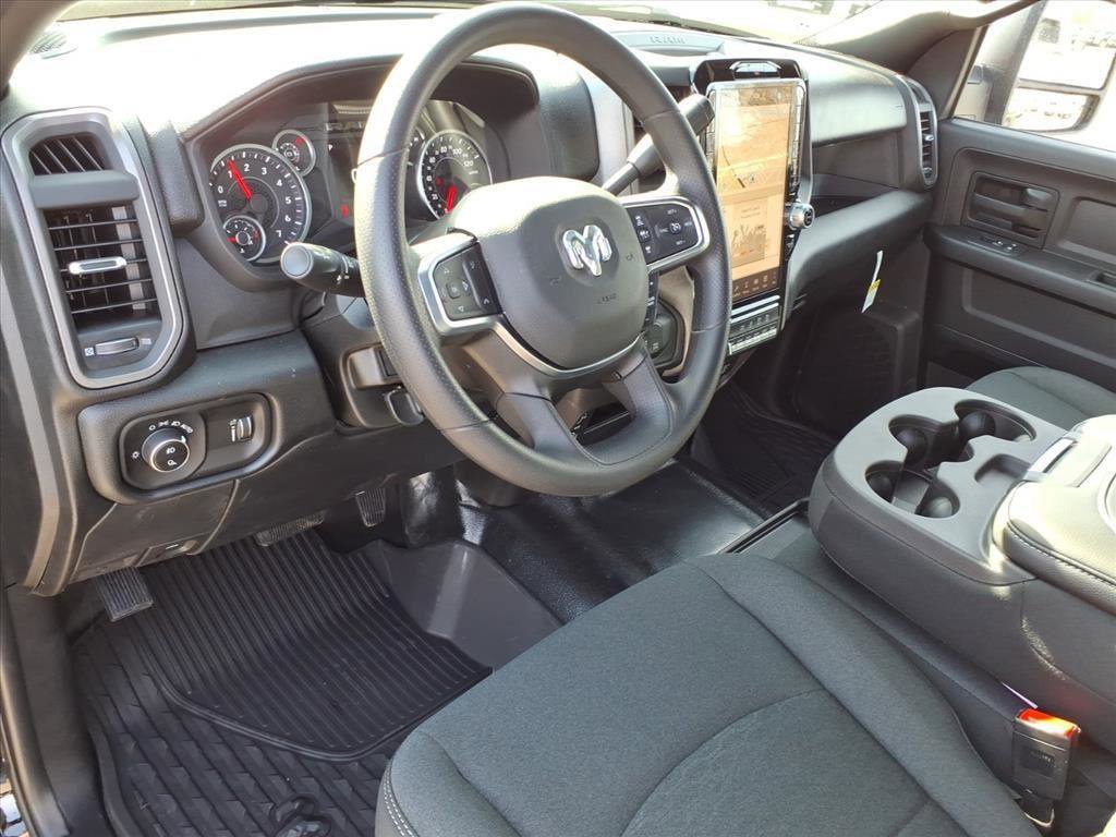New 2026 RAM 2500 Tradesman AWD/4WD image 4