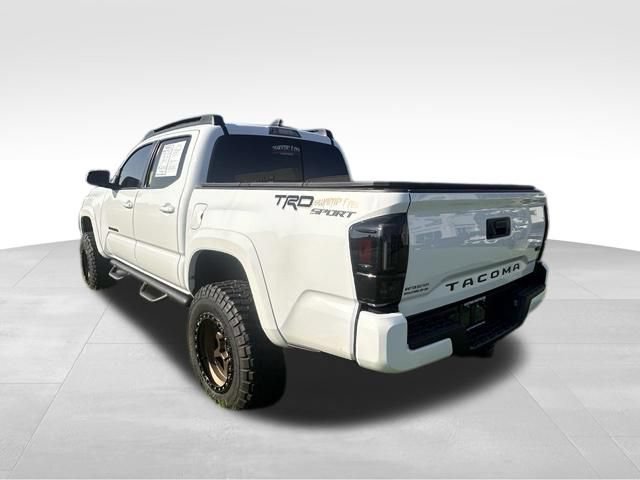 Used 2023 Toyota Tacoma TRD Sport AWD/4WD image 5