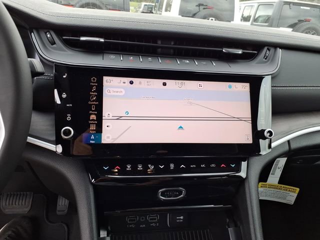 New 2026 Jeep Grand Cherokee Altitude image 14