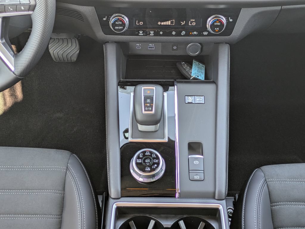 New 2025 Mitsubishi Outlander SE AWD/4WD image 19