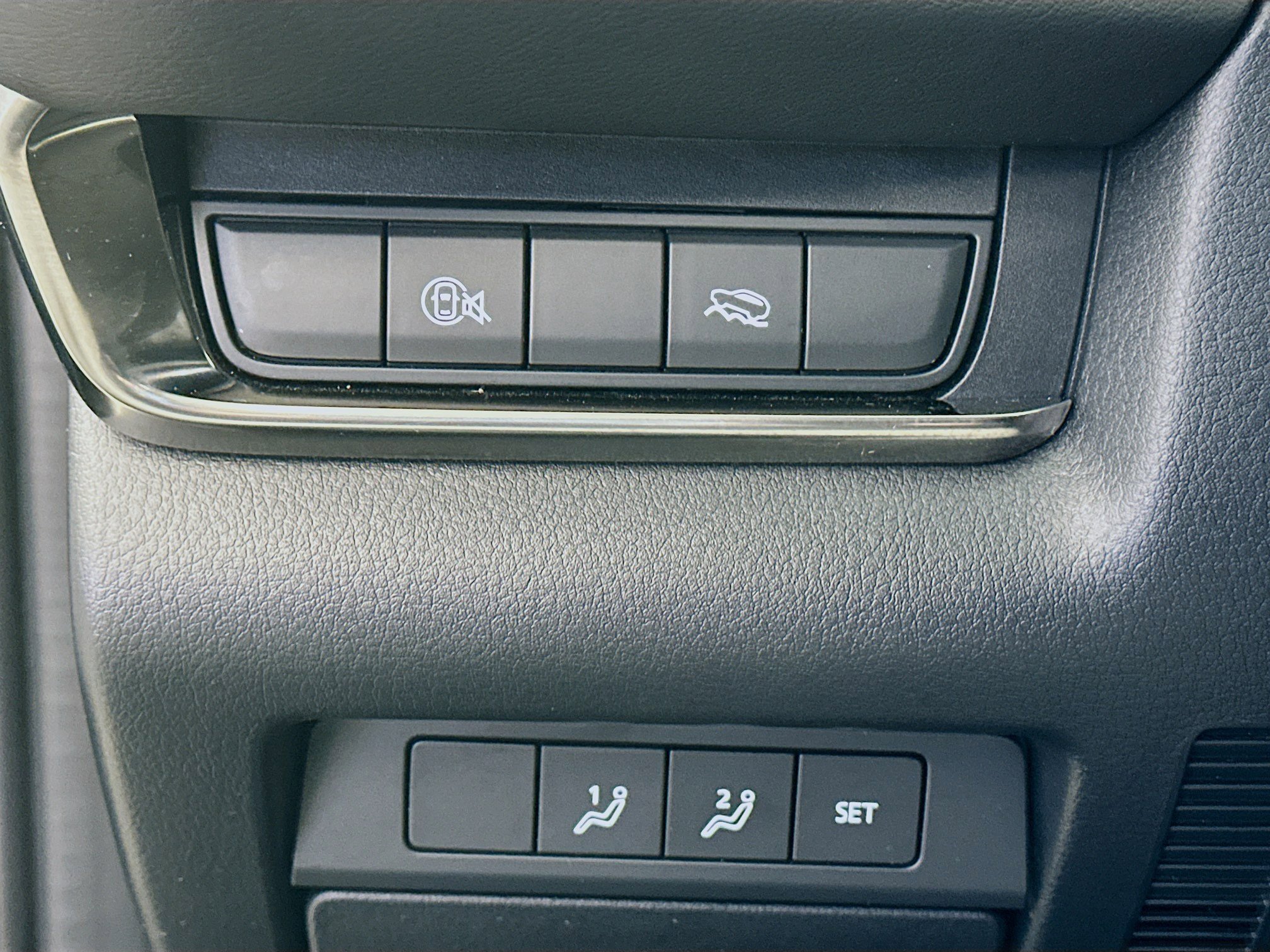 Used 2025 MAZDA CX-30 AWD 2.5 S w/ Preferred Package image 17