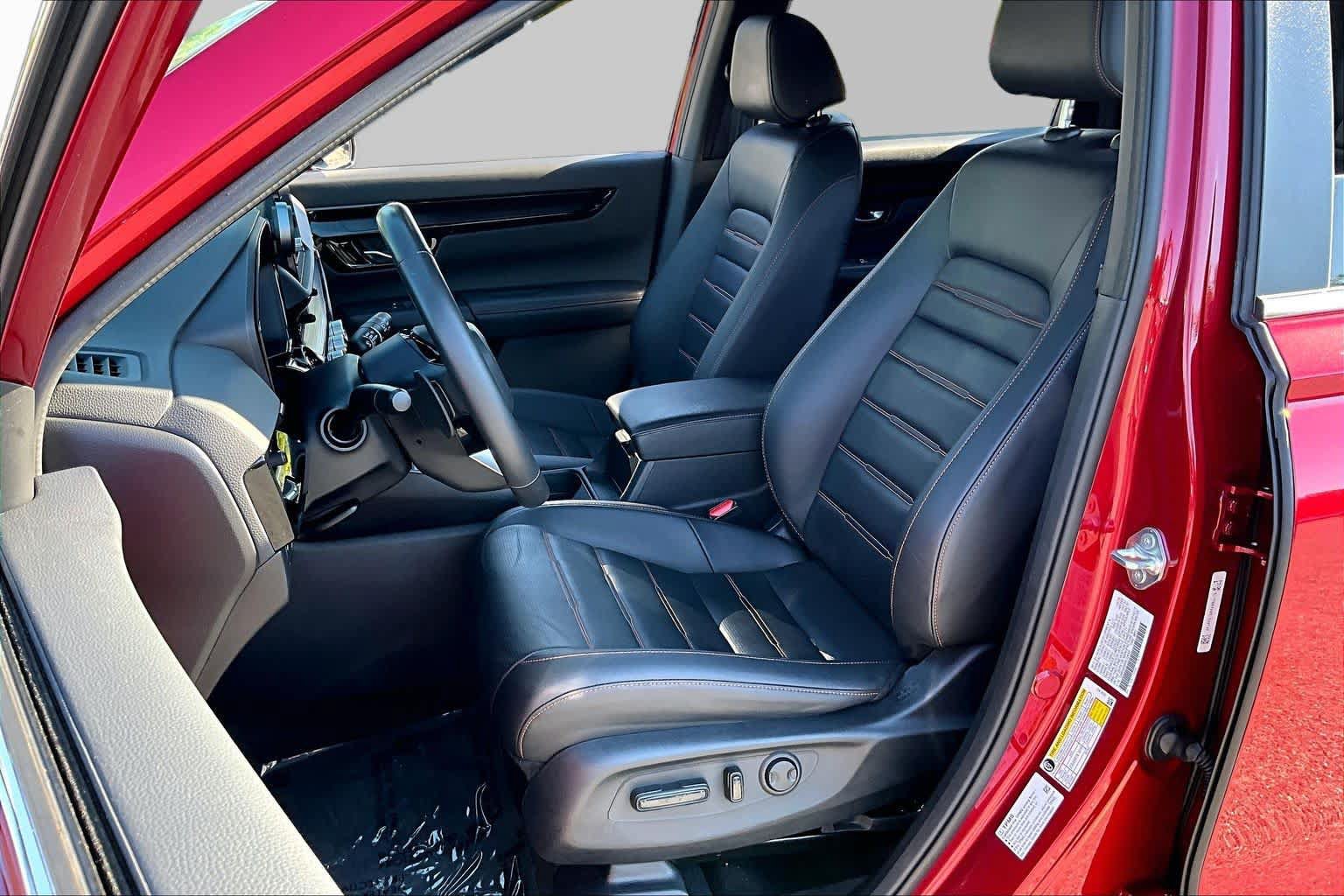 Used 2024 Honda CR-V Sport Touring image 8