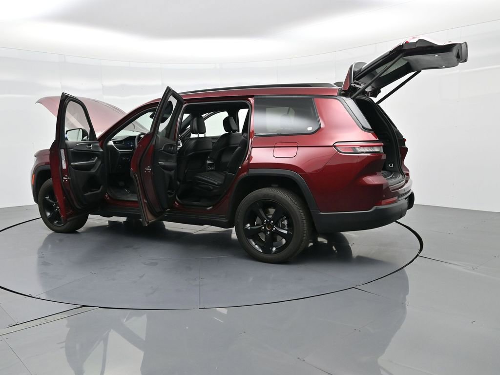 New 2023 Jeep Grand Cherokee L Laredo image 34