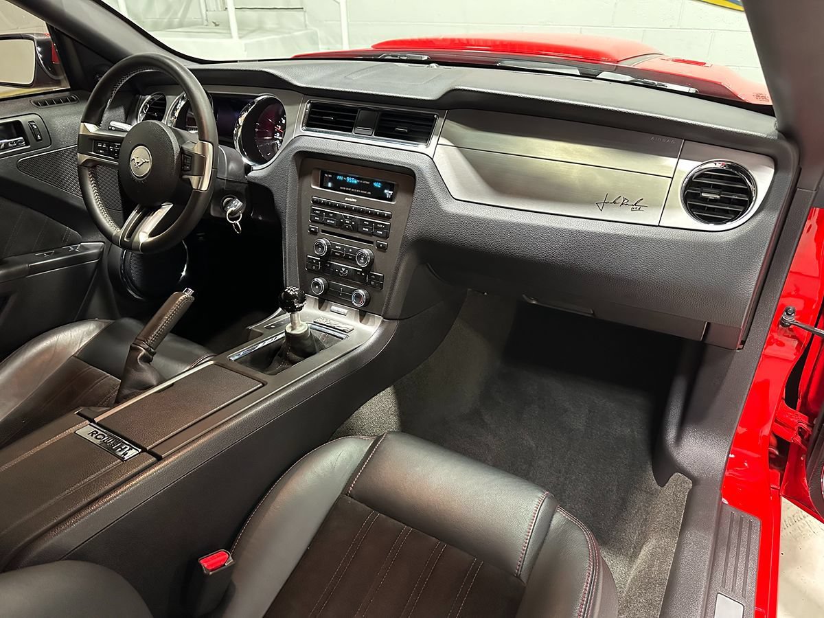 Used 2014 Ford Mustang GT Premium RWD image 21