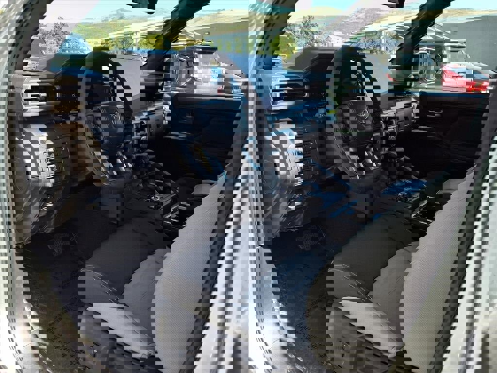 New 2025 Toyota Tacoma TRD Off-Road image 11