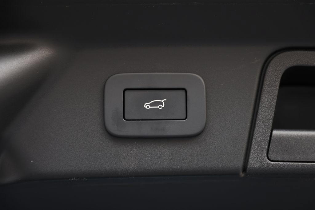 Used 2026 Land Rover Range Rover Velar S AWD/4WD image 22