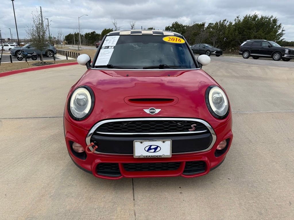 Used 2016 MINI Cooper S image 2