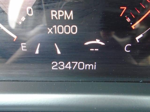 Certified 2026 GMC Acadia Elevation w/ Elevation Premium Package AWD/4WD image 6
