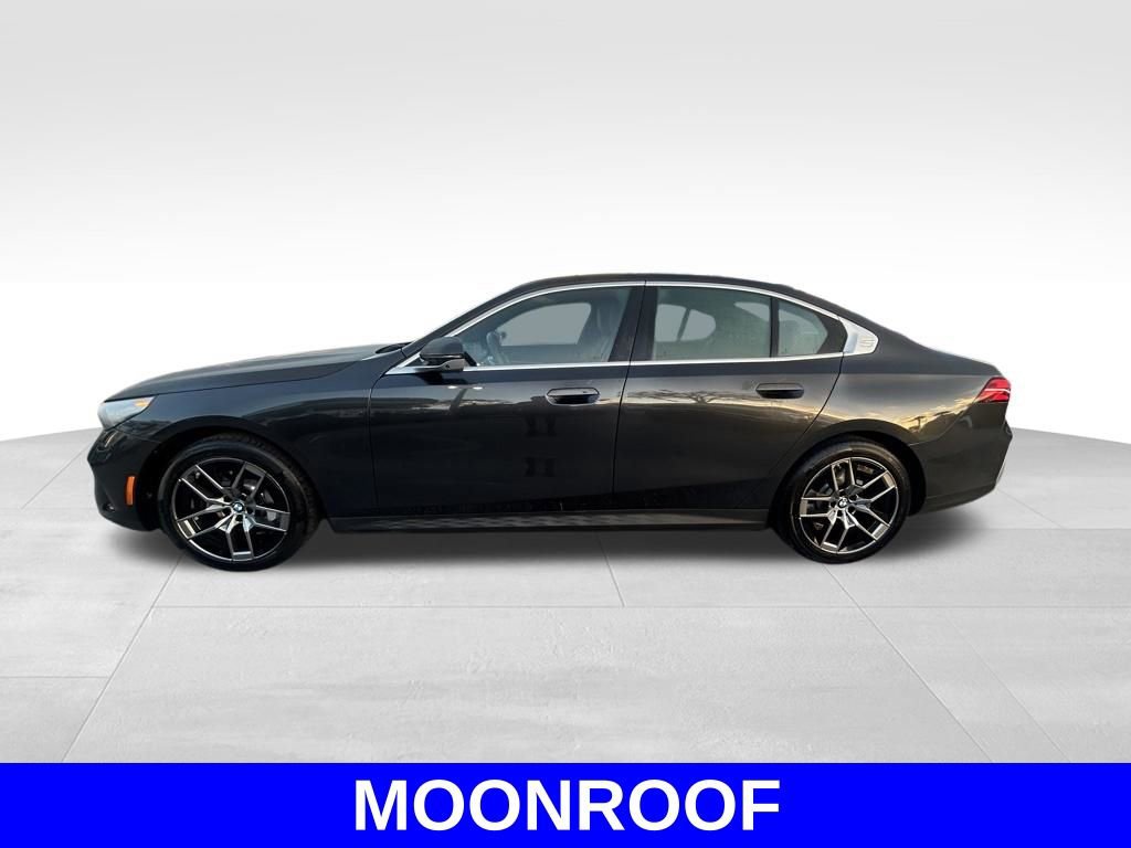 Used 2026 BMW 530i image 7