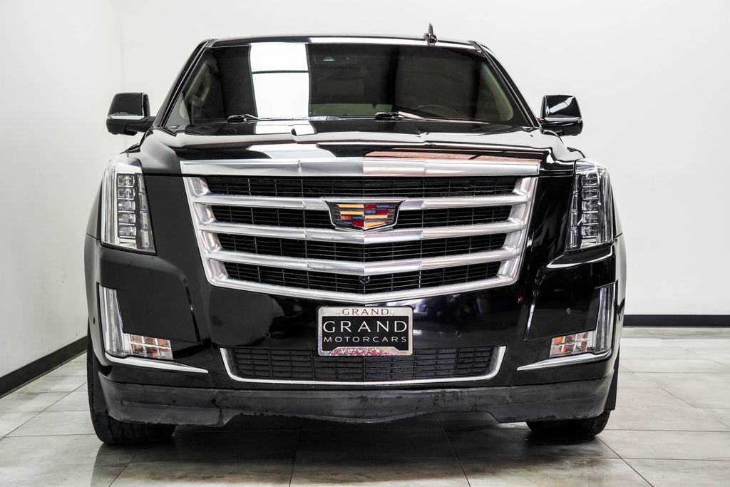 Used 2020 Cadillac Escalade Luxury image 6
