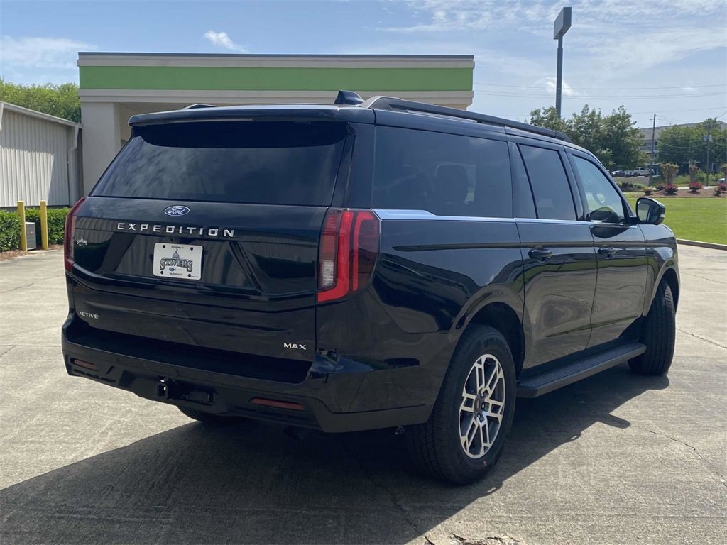 New 2025 Ford Expedition Max Active image 3